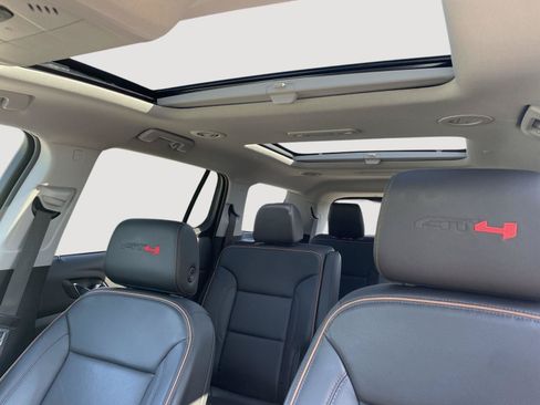 Used 2022 GMC Acadia AT4 w/ Technology Package AWD/4WD image 23