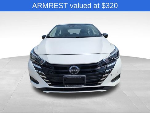 Used 2023 Nissan Versa S FWD image 2
