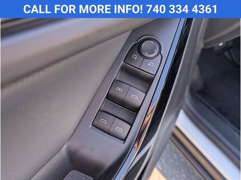 New 2026 Chevrolet Equinox LT w/ Convenience Package II image 16
