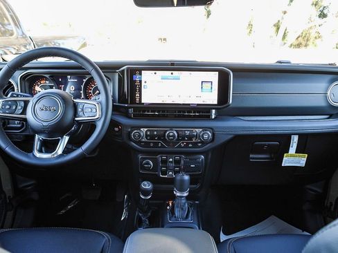 New 2026 Jeep Wrangler Unlimited Sahara AWD/4WD image 14