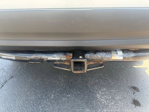 Used 2019 Toyota Highlander XLE AWD/4WD image 46