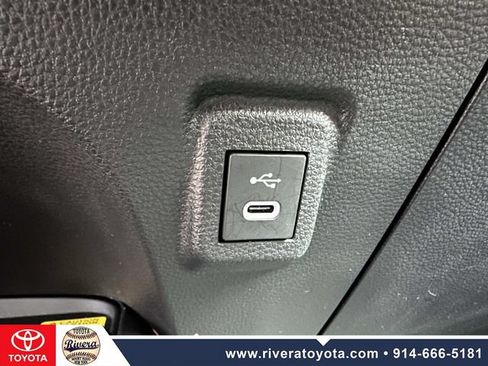 Used 2026 Toyota Corolla XSE FWD image 30