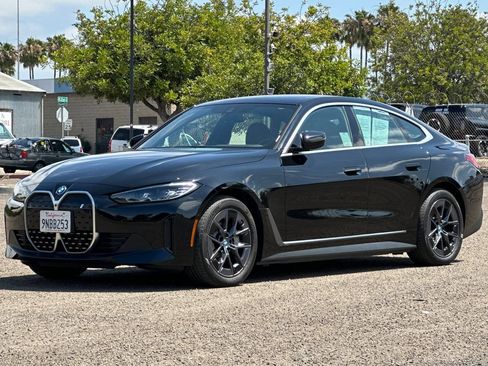 Used 2024 BMW i4 eDrive35 w/ Premium Package RWD image 7