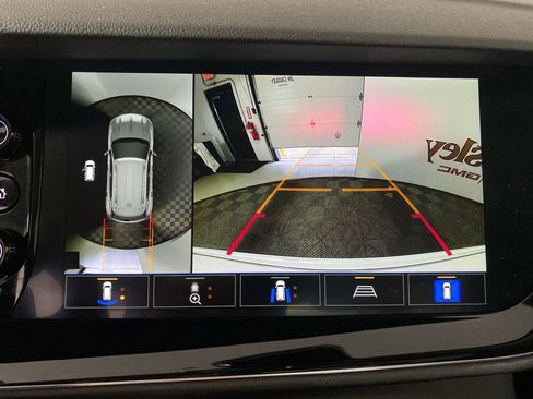 Used 2023 Buick Envision Avenir FWD image 17