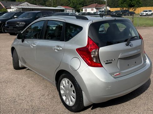 Used 2014 Nissan Versa Note SV FWD image 4
