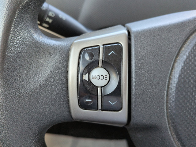 Used 2015 Scion xB FWD image 17