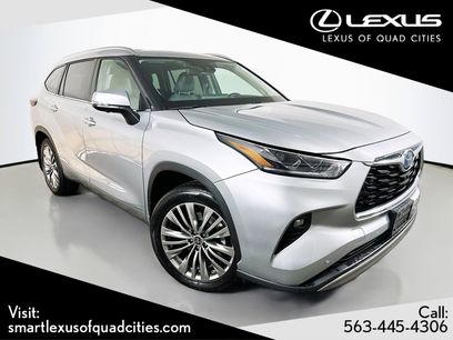 Used 2024 Toyota Highlander Platinum