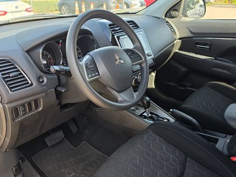 Used 2026 Mitsubishi Outlander Sport ES AWD/4WD image 13