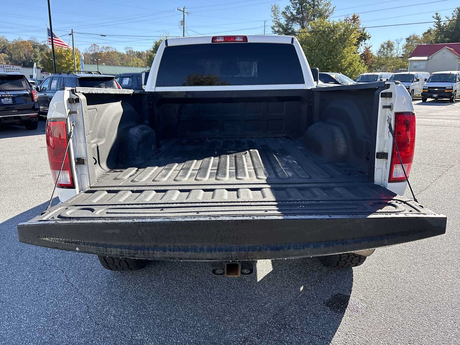 Used 2016 RAM 2500 Tradesman w/ Chrome Appearance Group AWD/4WD image 23