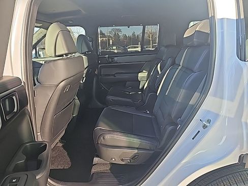 New 2026 Hyundai Santa Fe Calligraphy AWD/4WD image 33
