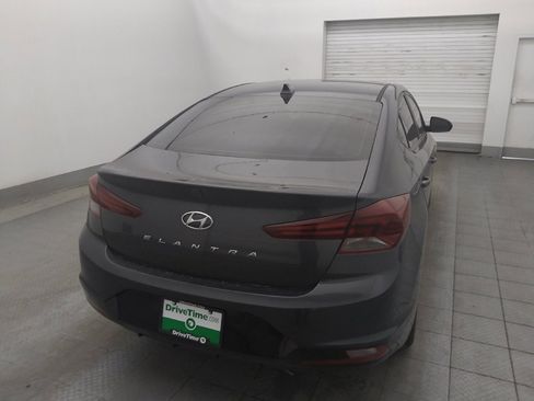 Used 2020 Hyundai Elantra SEL image 7