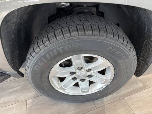 Used 2007 GMC Yukon XL SLT w/ SLT Preferred Equipment Group AWD/4WD image 44