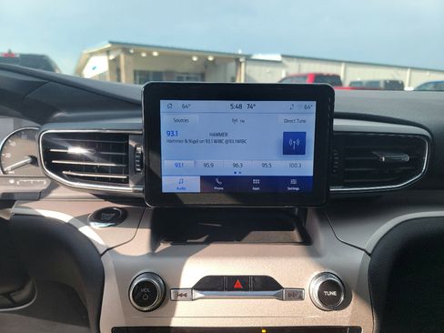 Used 2023 Ford Explorer XLT w/ Equipment Group 202A image 19