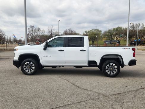 New 2026 Chevrolet Silverado 2500 Custom w/ Custom Value Package image 4