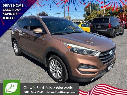 Used 2016 Hyundai Tucson Eco AWD/4WD image 3