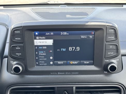 Used 2021 Hyundai Kona Limited FWD image 18