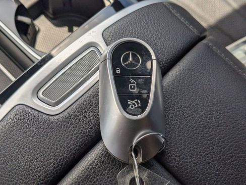 Certified 2022 Mercedes-Benz S 500 4MATIC image 27