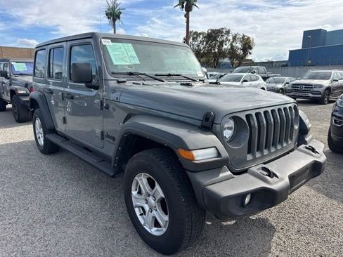 Used 2022 Jeep Wrangler Unlimited Sport AWD/4WD image 3