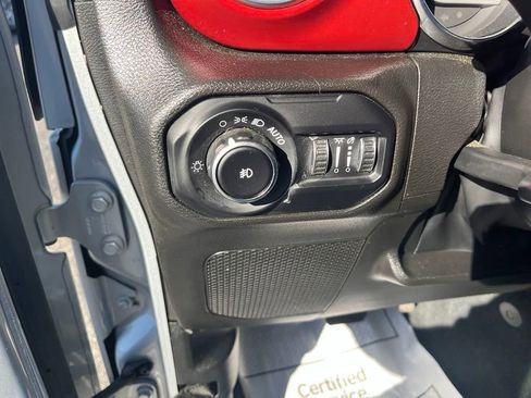 Used 2022 Jeep Wrangler Unlimited Rubicon w/ Steel Bumper Group image 13