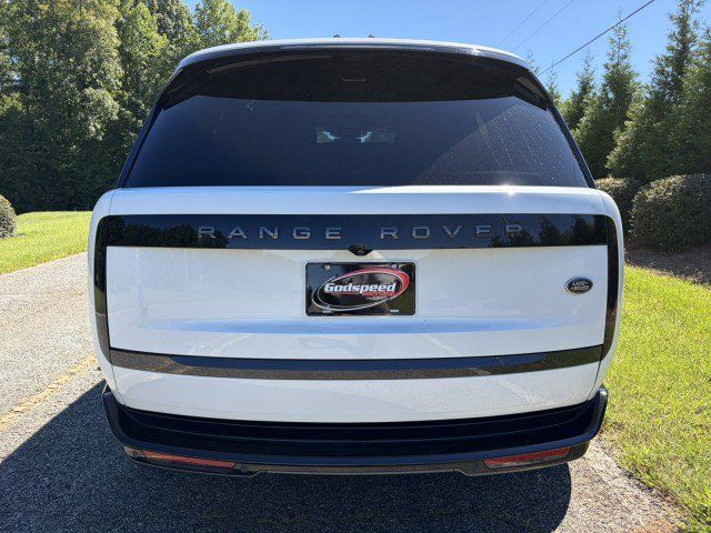 Used 2023 Land Rover Range Rover Long Wheelbase SE AWD/4WD image 13
