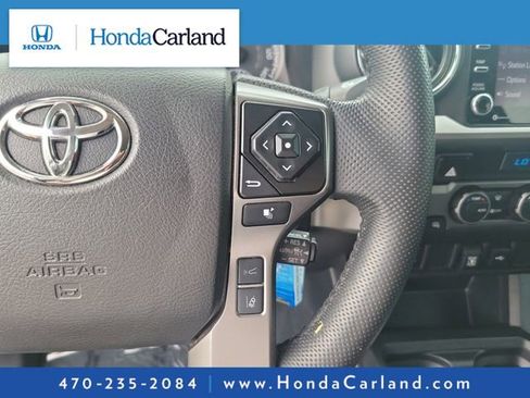 Used 2022 Toyota Tacoma SR5 w/ Technology Package image 18