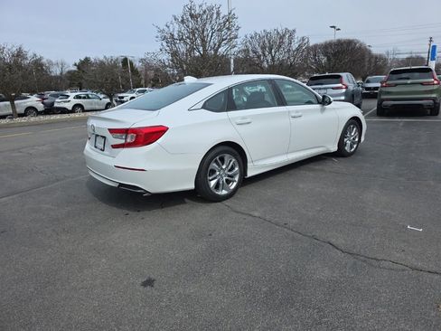 Used 2020 Honda Accord LX image 7