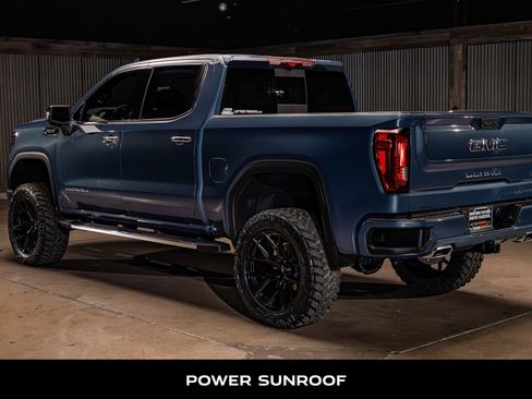 Used 2025 GMC Sierra 1500 Denali w/ Technology Package AWD/4WD image 7