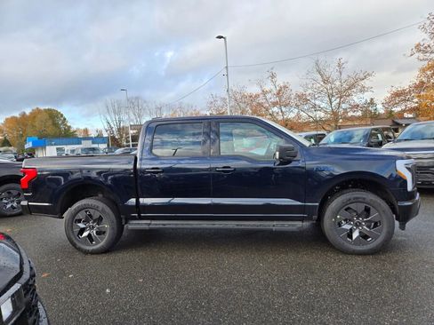 New 2025 Ford F150 Lightning Flash AWD/4WD image 4