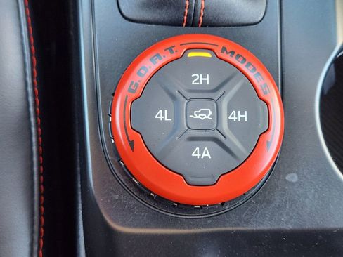 Used 2025 Ford Bronco Raptor AWD/4WD image 29