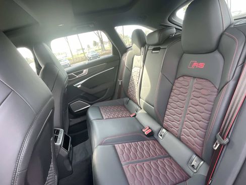 Certified 2024 Audi RS 6 performance AWD/4WD image 65