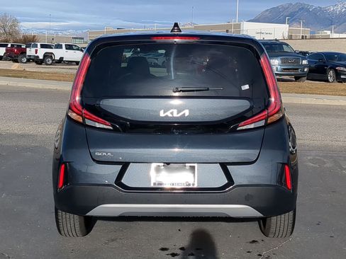 Certified 2025 Kia Soul LX w/ LX Technology Package image 4
