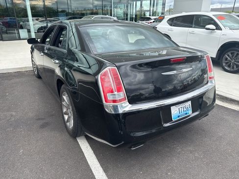 Used 2012 Chrysler 300 Limited image 6