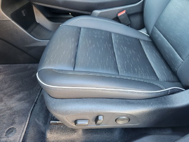 Used 2026 Buick Enclave Sport Touring FWD image 24