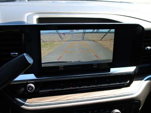 Used 2023 Chevrolet Silverado 1500 LT image 17