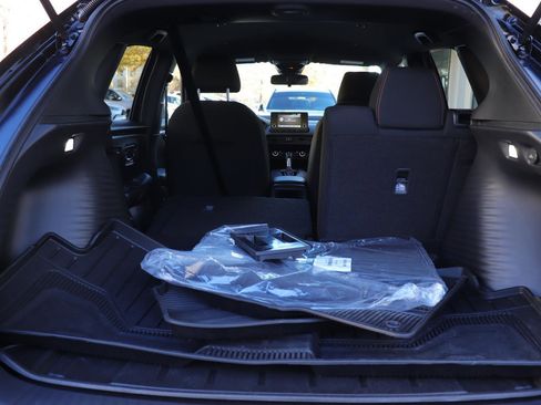 Used 2025 Honda HR-V Sport image 13