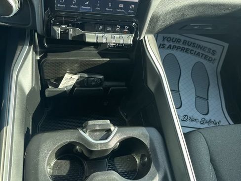 Used 2023 RAM 1500 Big Horn AWD/4WD image 11