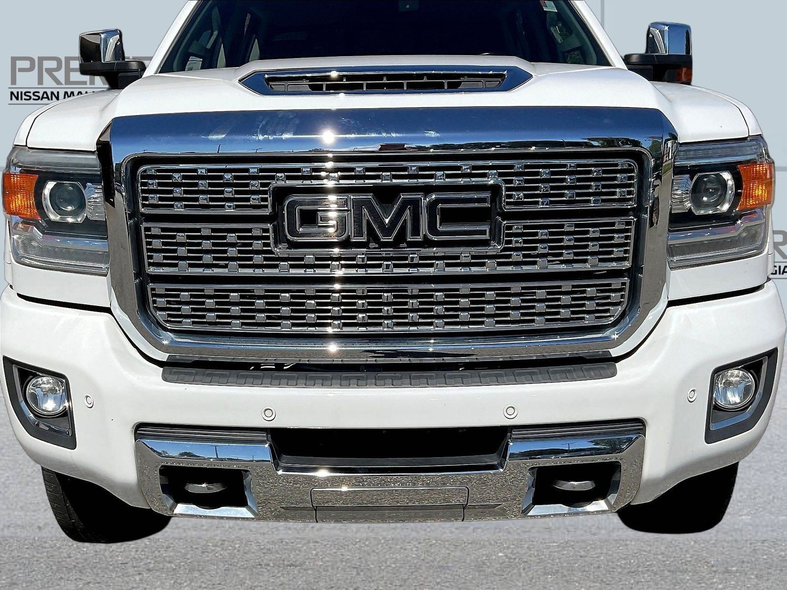 Used 2018 GMC Sierra 2500 Denali w/ Duramax Plus Package AWD/4WD image 36