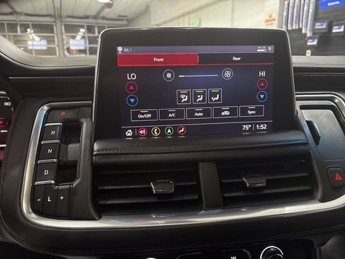 Used 2021 Chevrolet Tahoe Z71 w/ Z71 Off-Road Package image 26