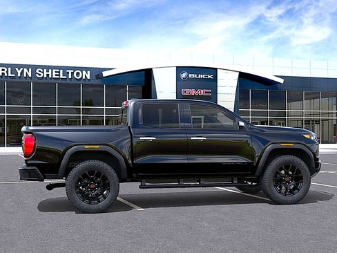 New 2026 GMC Canyon Denali w/ LPO, Denali Black Edition AWD/4WD image 5