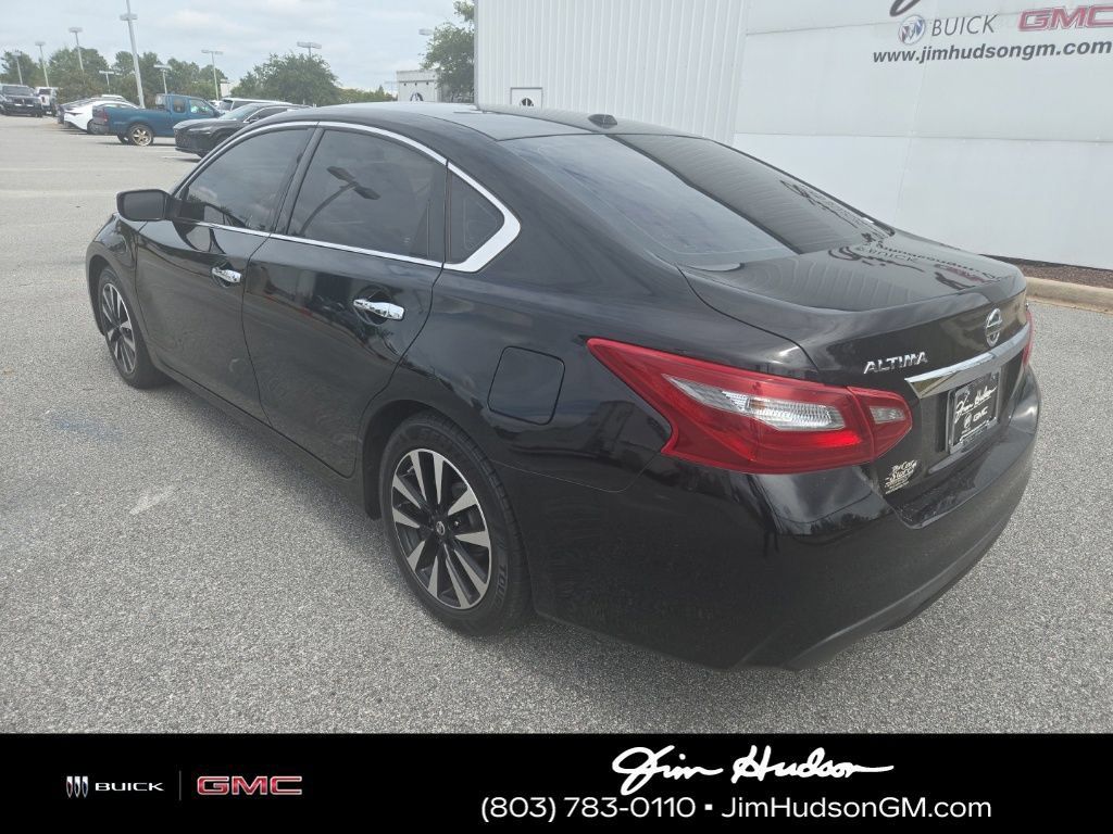 Used 2018 Nissan Altima 2.5 SV FWD image 3