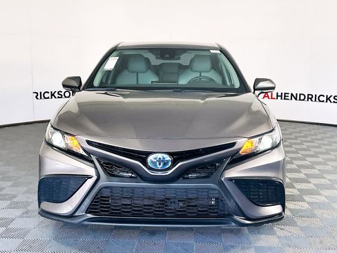 Used 2022 Toyota Camry SE image 8