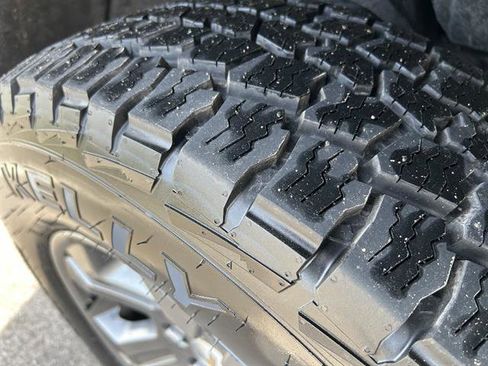 Certified 2019 Chevrolet Silverado 1500 LT w/ All Star Edition image 10