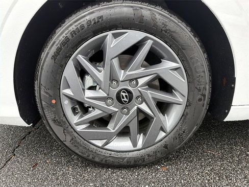 New 2026 Hyundai Elantra Blue image 11