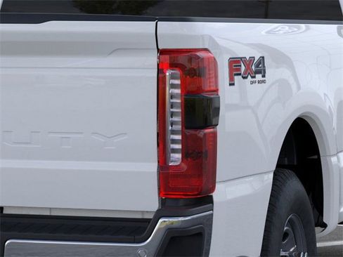 New 2026 Ford F250 XL w/ 360-Degree Camera Package image 21