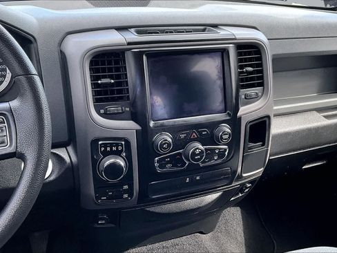 Used 2019 RAM 1500 Express w/ Wheel & Sound Group AWD/4WD image 16