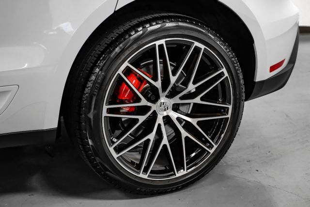 Used 2022 Porsche Macan S AWD/4WD image 60