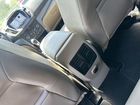 Used 2018 Ford Escape SEL FWD image 23