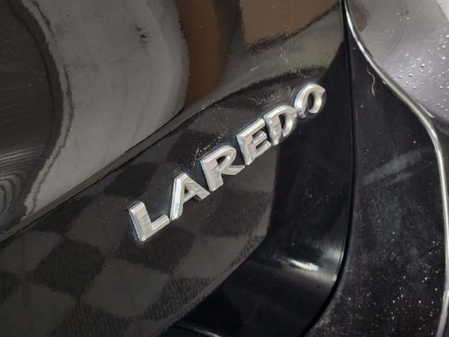 Used 2020 Jeep Grand Cherokee Laredo AWD/4WD image 10