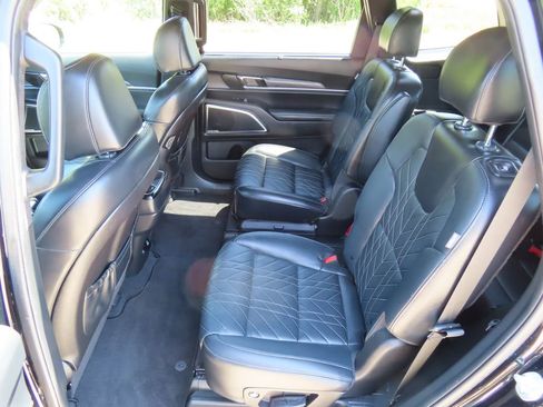 Certified 2024 Kia Telluride SX Prestige X-Line AWD/4WD image 34