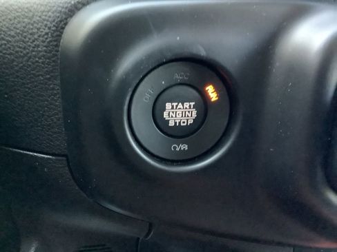 Used 2021 Jeep Wrangler Unlimited Rubicon w/ Dual Top Group image 15